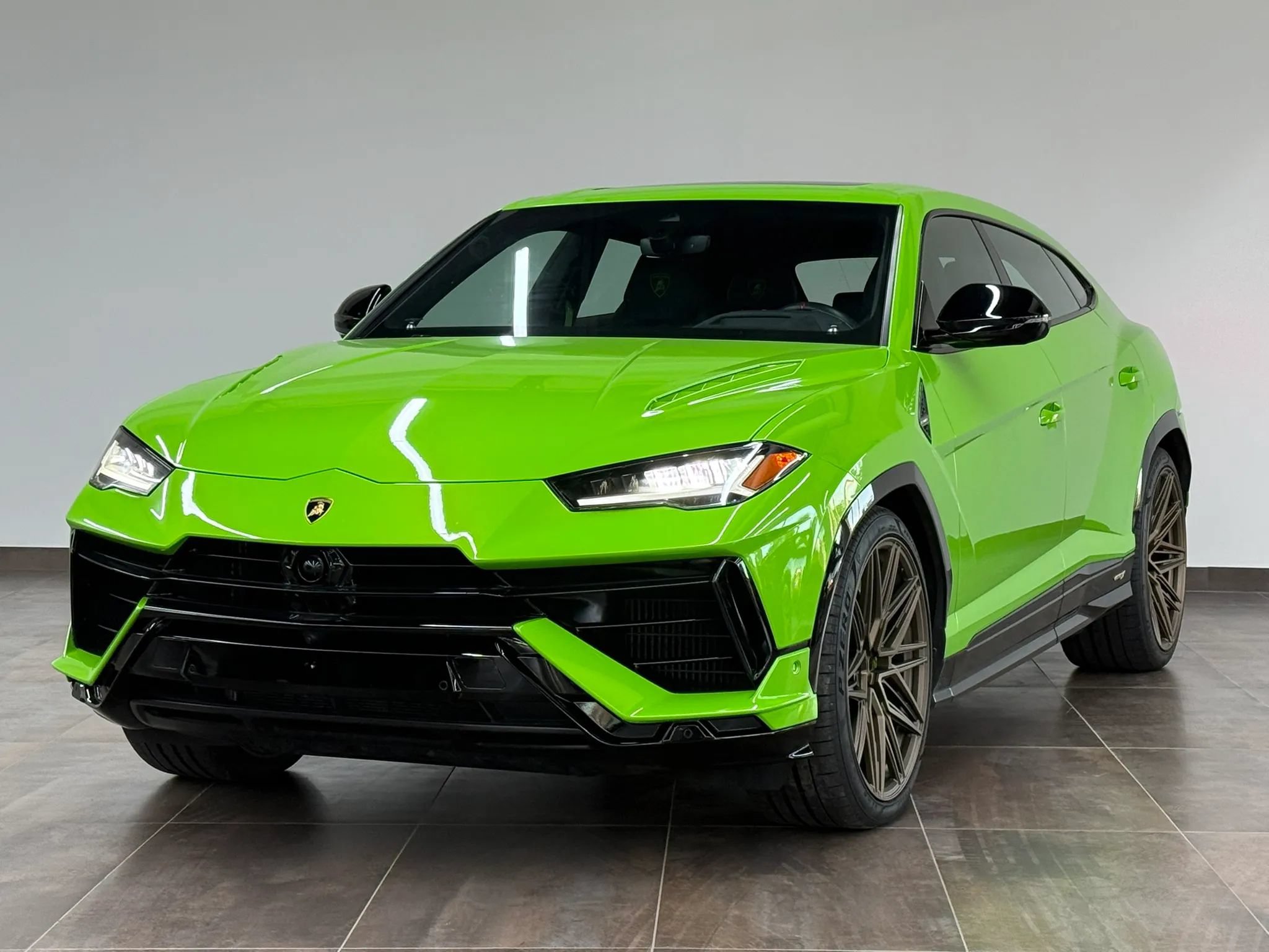 Used 2023 Lamborghini Urus S
