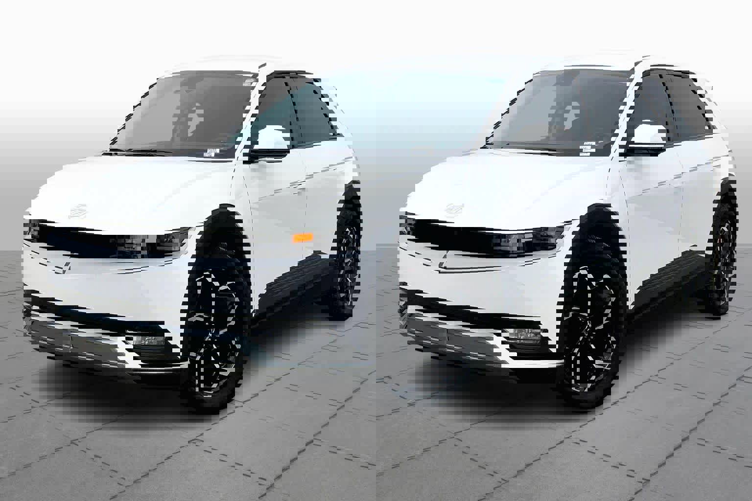 Used 2024 Hyundai Ioniq 5 SEL image 1