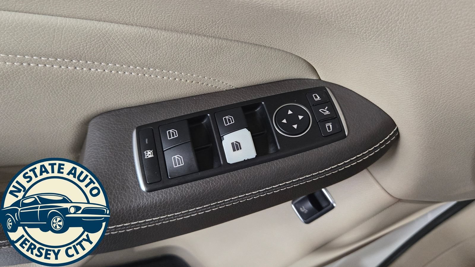 Used 2014 Mercedes-Benz ML 350 4MATIC w/ Premium 1 Package image 23