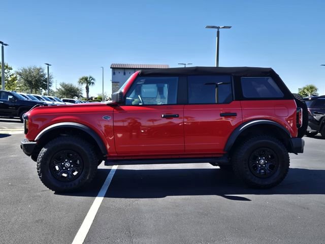 Used 2022 Ford Bronco Wildtrak image 2