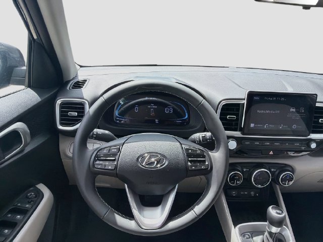New 2026 Hyundai Venue SEL FWD image 23