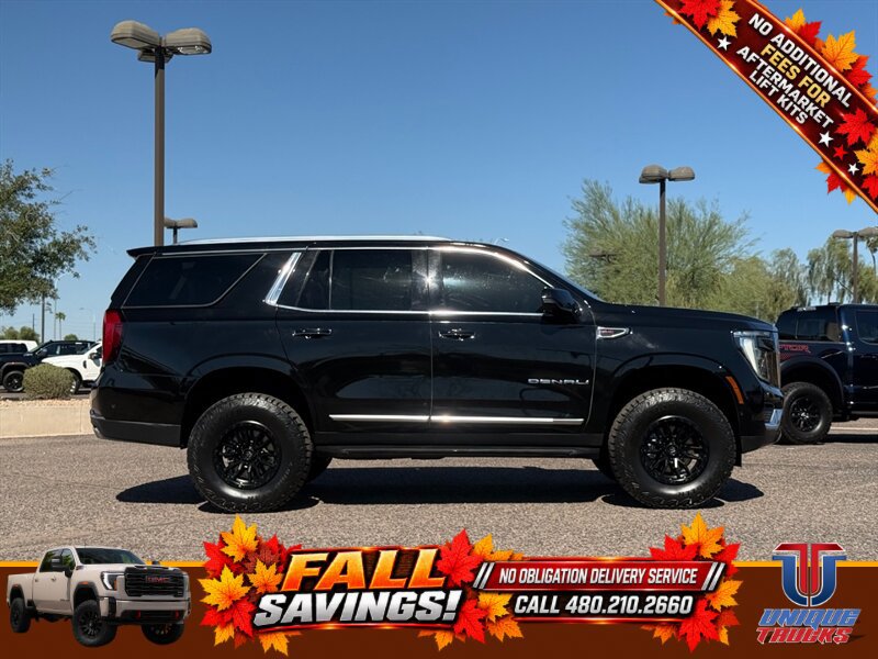 Used 2025 GMC Yukon Denali AWD/4WD image 4