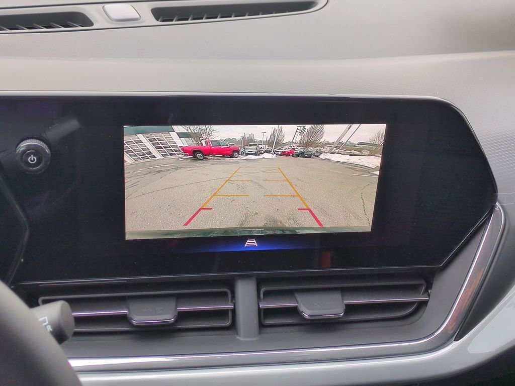 New 2026 Chevrolet Trax LT w/ Driver Confidence Package image 17