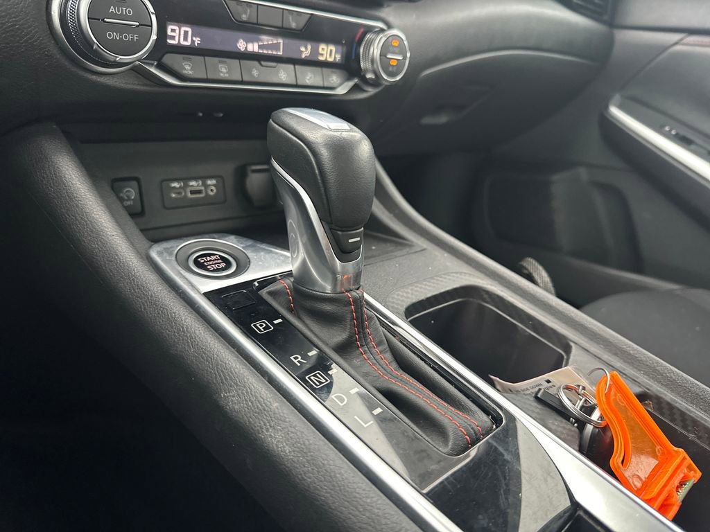 Used 2024 Nissan Sentra SR FWD image 23