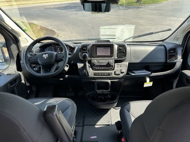 New 2024 RAM ProMaster 2500 w/ Safety Group FWD image 7