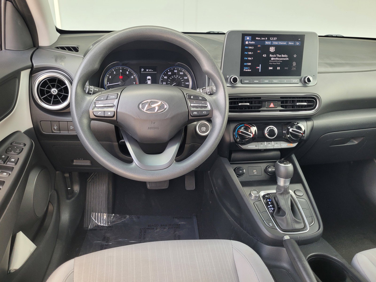Used 2023 Hyundai Kona SEL w/ Cargo Package FWD image 17