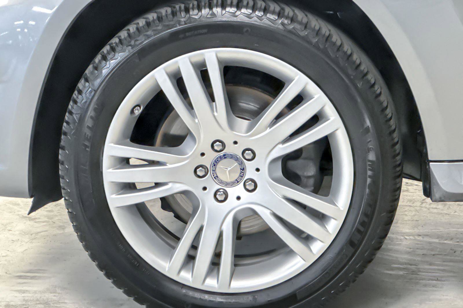 Used 2015 Mercedes-Benz GLK 350 4MATIC image 25