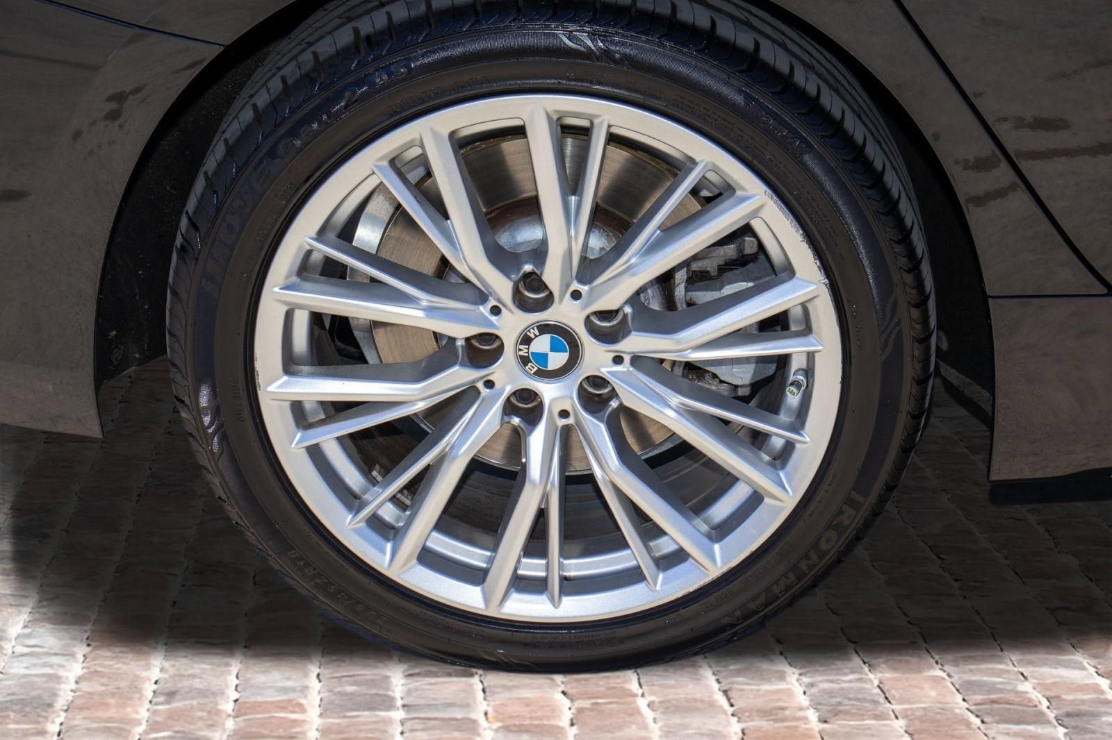 Used 2024 BMW 330i Sedan RWD image 41