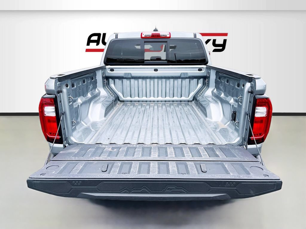 Used 2024 GMC Canyon AT4 w/ Canyon Safety Plus Package AWD/4WD image 27