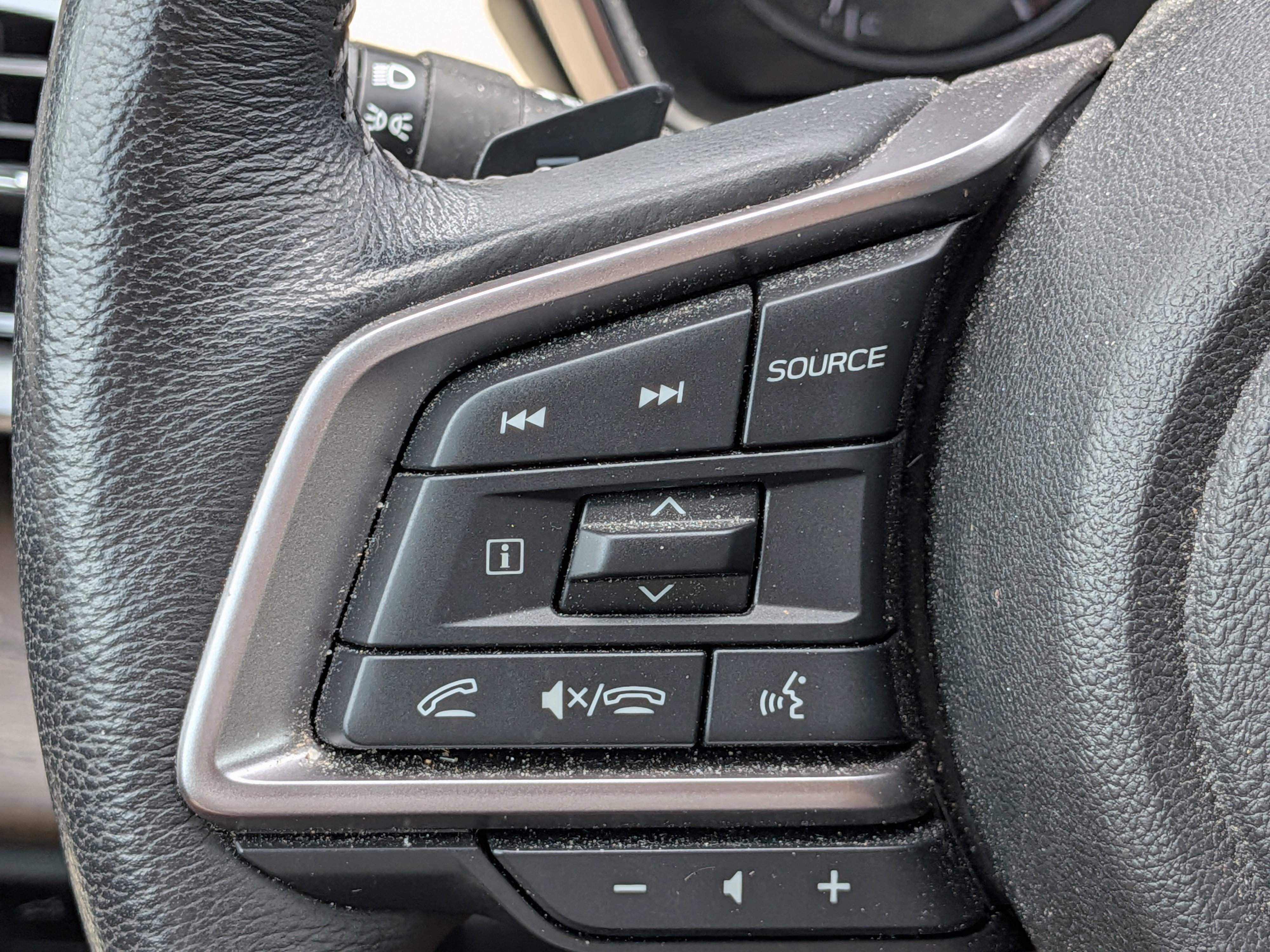 Certified 2023 Subaru Outback Limited AWD/4WD image 17