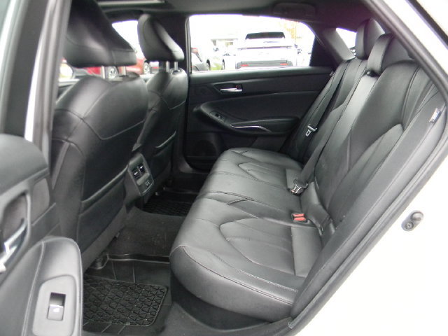 Used 2020 Toyota Avalon XLE w/ Moonroof Package FWD image 19