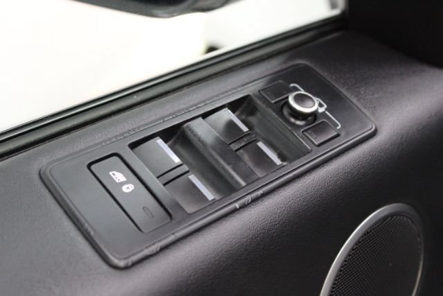 Used 2016 Land Rover Range Rover Sport Supercharged AWD/4WD image 11