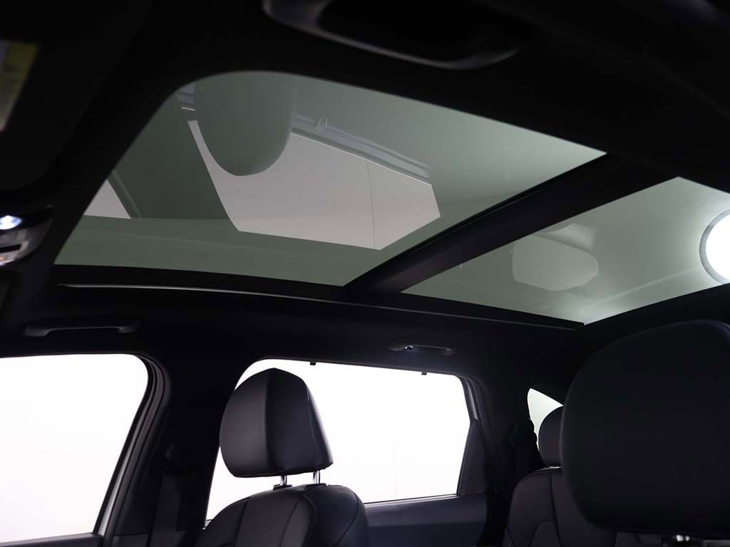 Used 2023 Kia Sorento SX Prestige w/ Panoramic Sunroof Package AWD/4WD image 27