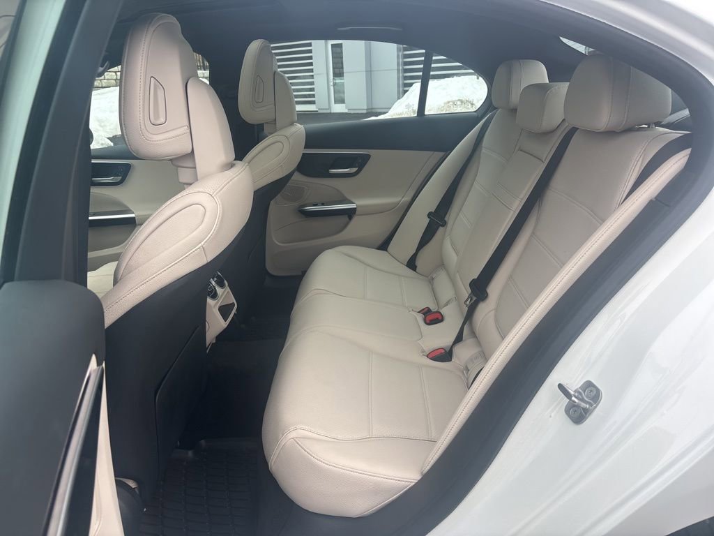 Used 2026 Mercedes-Benz C 300 4MATIC Sedan image 6