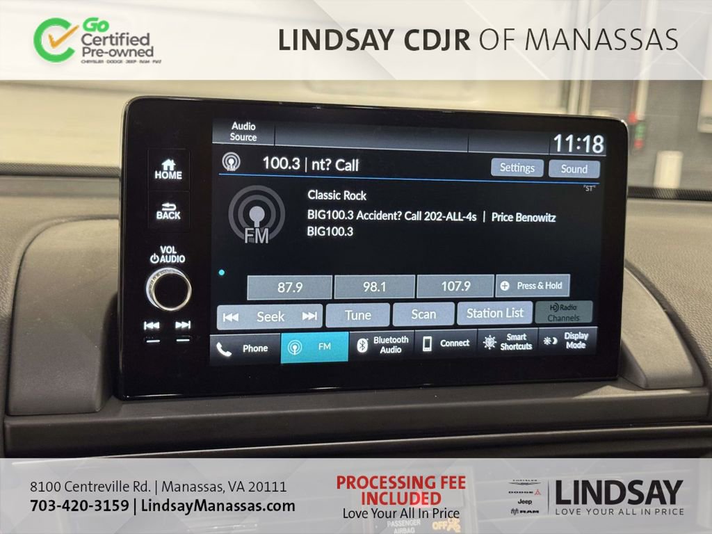 Used 2025 Honda Pilot TrailSport image 11