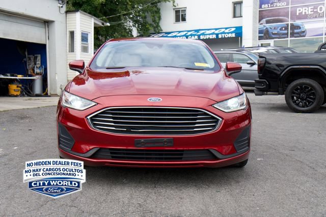 Used 2019 Ford Fusion SE FWD image 2