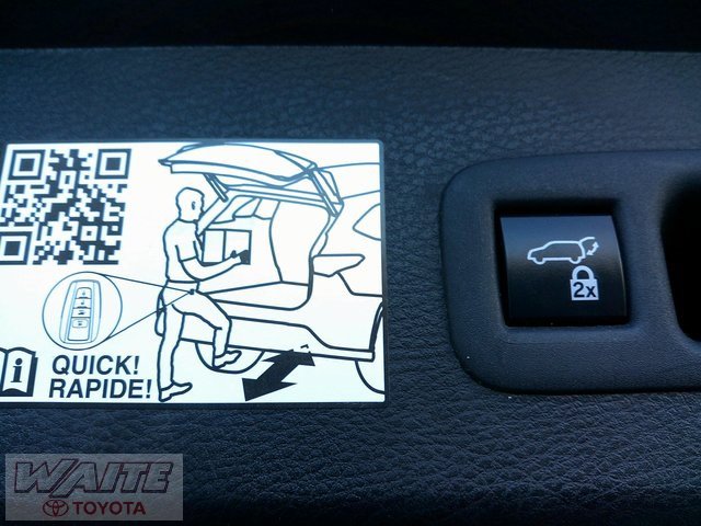 Certified 2021 Toyota Sienna XSE image 28