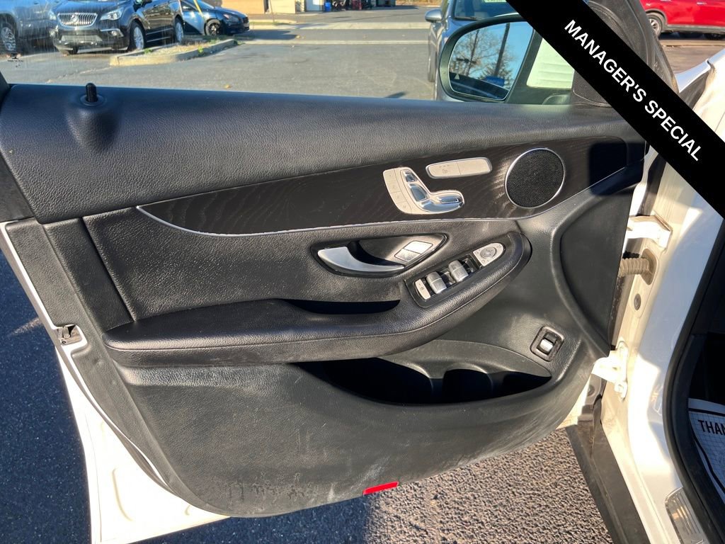 Used 2017 Mercedes-Benz GLC 300 w/ Premium 1 Package image 15
