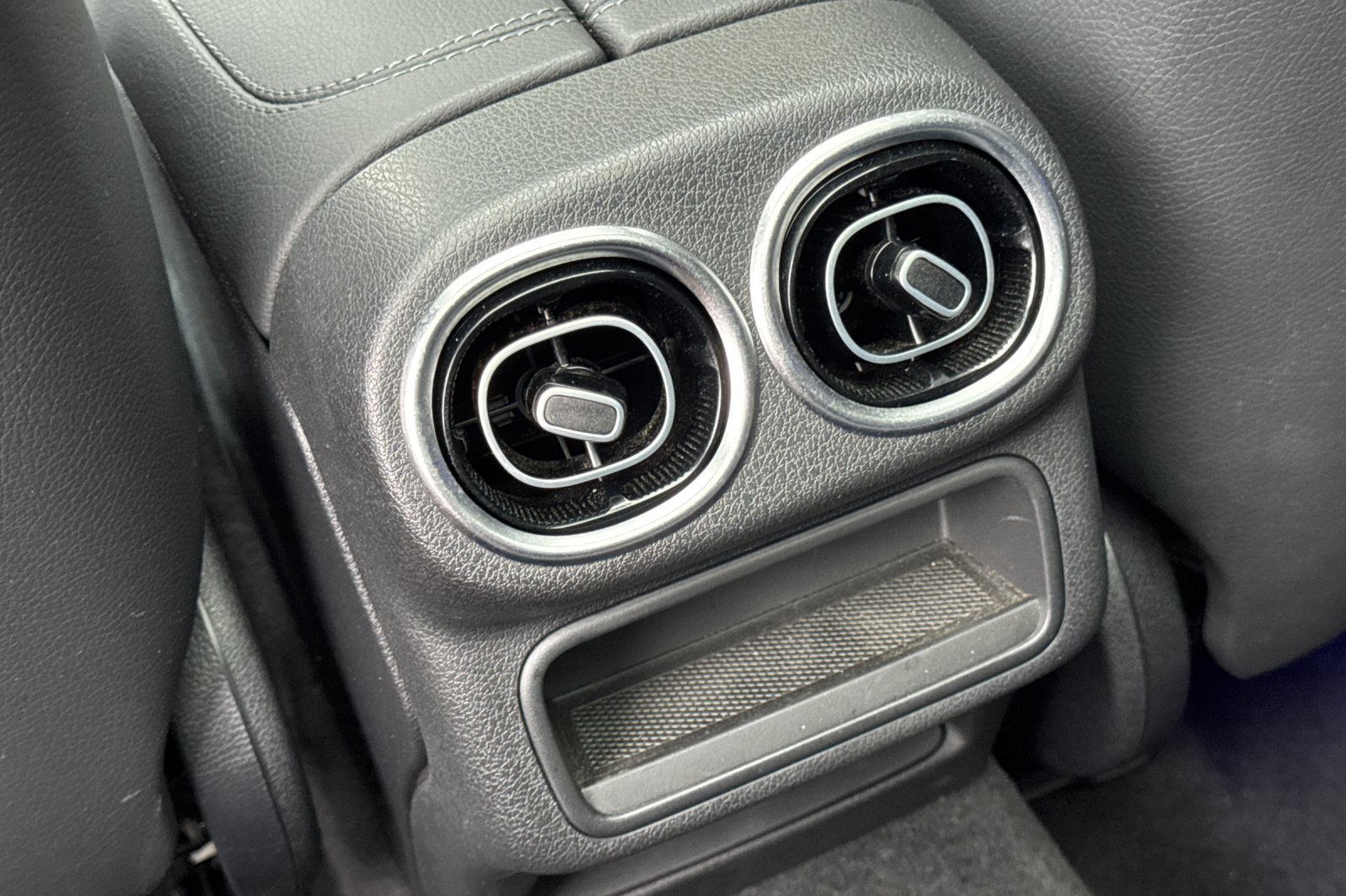 Used 2026 Mercedes-Benz GLC 300 4MATIC image 15