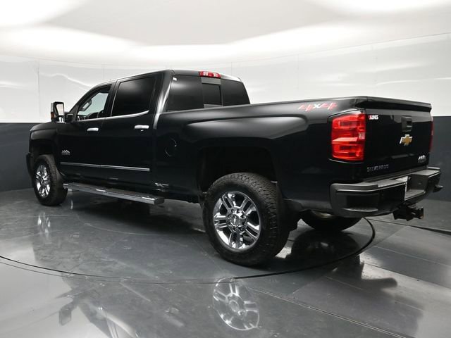 Used 2019 Chevrolet Silverado 2500 High Country w/ Duramax Plus Package AWD/4WD image 10
