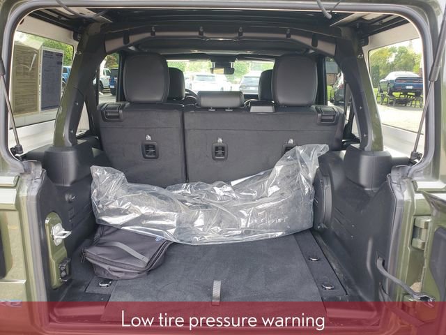 Used 2024 Jeep Wrangler High Altitude AWD/4WD image 36