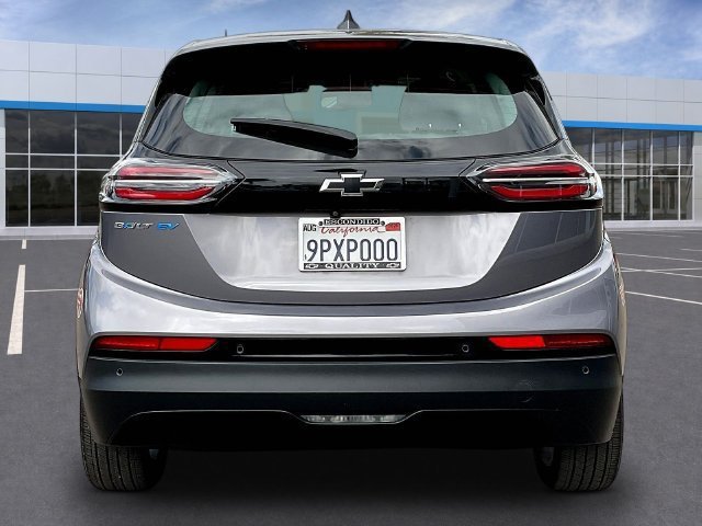 Used 2023 Chevrolet Bolt LT w/ Driver Confidence Package FWD image 6