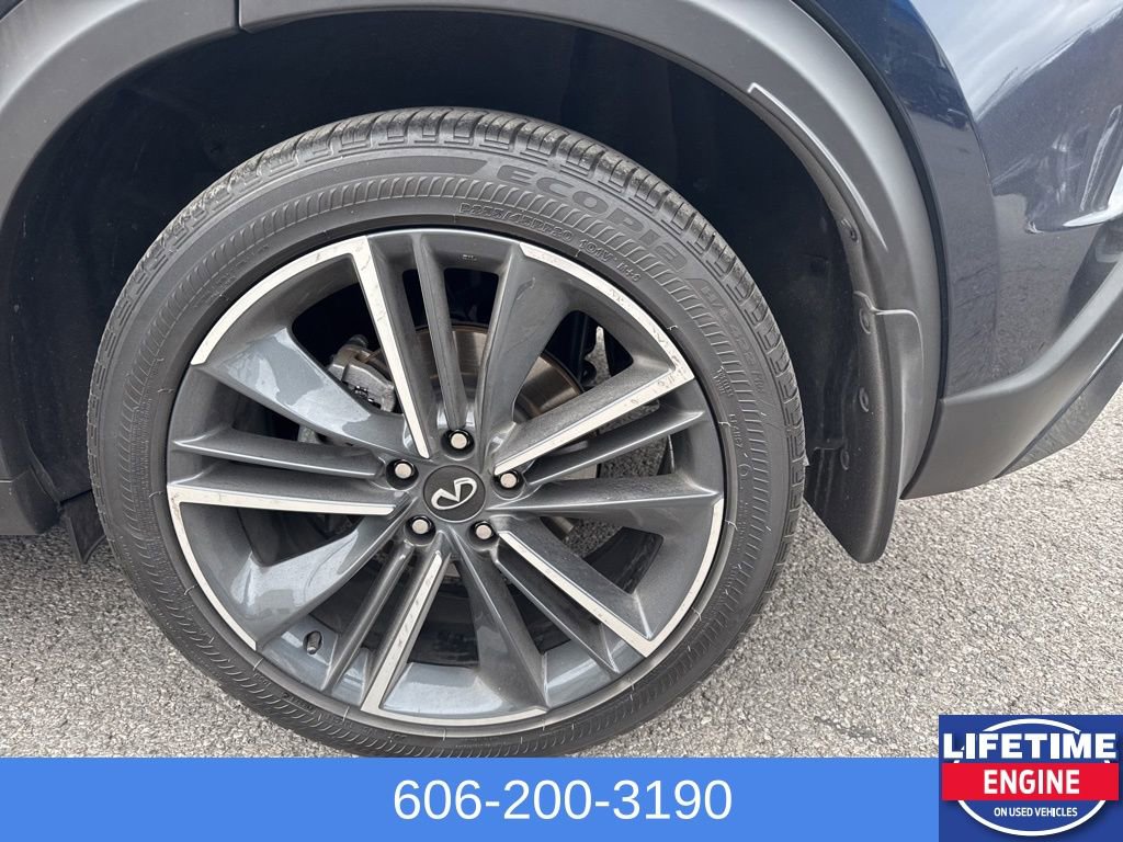 Used 2025 INFINITI QX55 Luxe w/ Cargo Package image 11