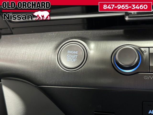 Used 2025 Hyundai Kona Limited AWD/4WD image 20