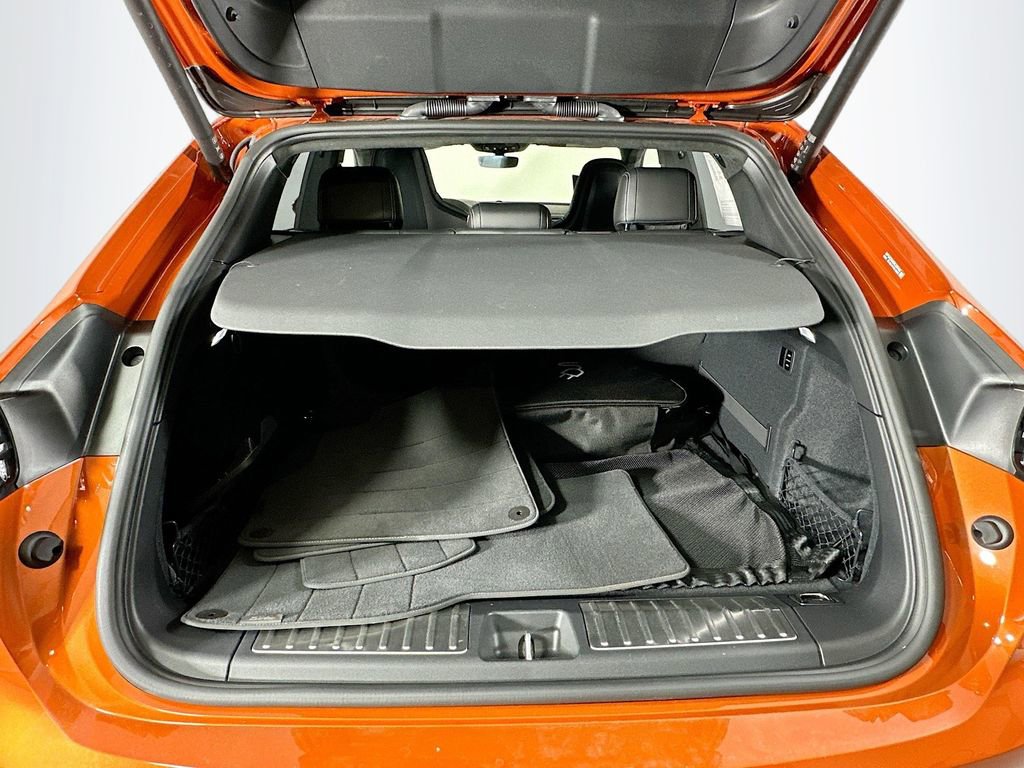 New 2024 Porsche Macan Turbo Electric image 28