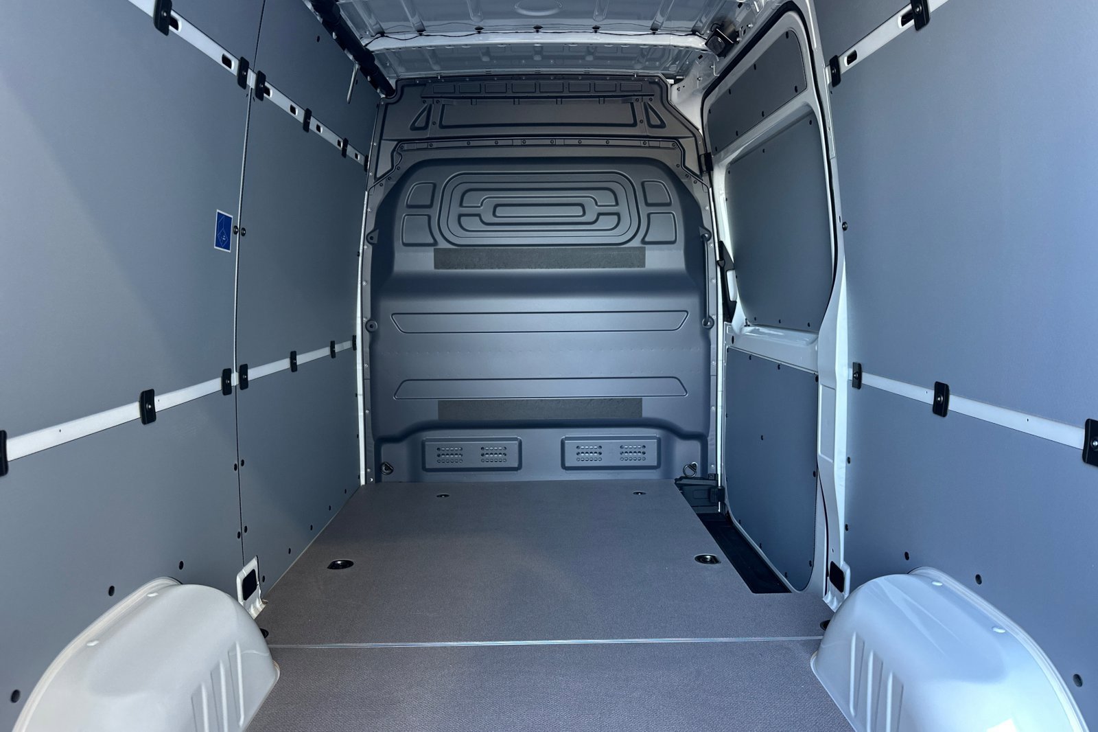 New 2025 Mercedes-Benz Sprinter 2500 image 14