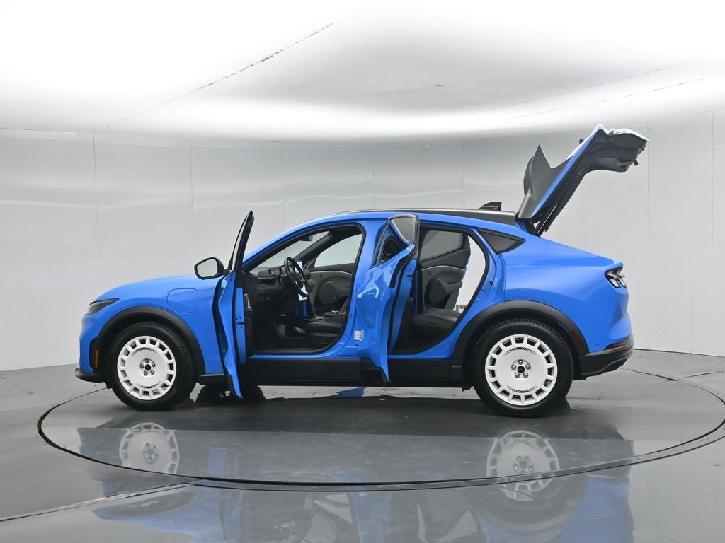Used 2024 Ford Mustang Mach-E GT AWD/4WD image 37