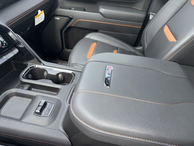 Used 2025 GMC Sierra 2500 AT4 w/ AT4 Premium Plus Package AWD/4WD image 64