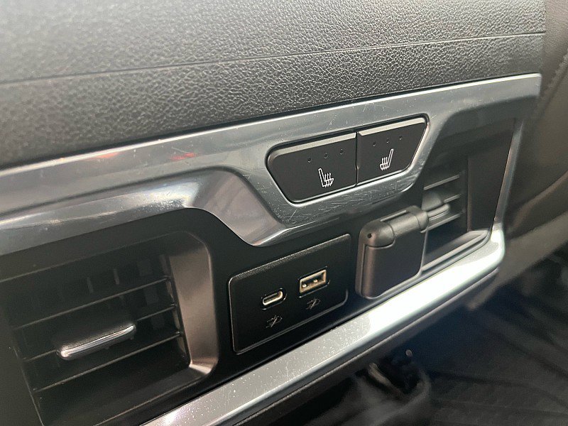 Used 2019 Chevrolet Silverado 1500 LTZ w/ LTZ Plus Package AWD/4WD image 26