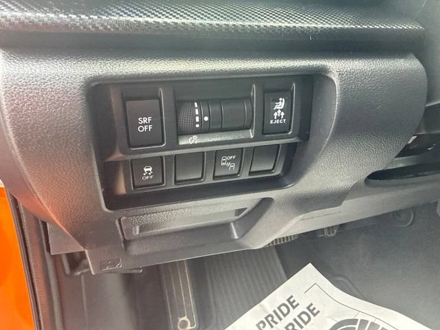 Used 2019 Subaru Crosstrek 2.0i Premium w/ Eyesight System AWD/4WD image 18