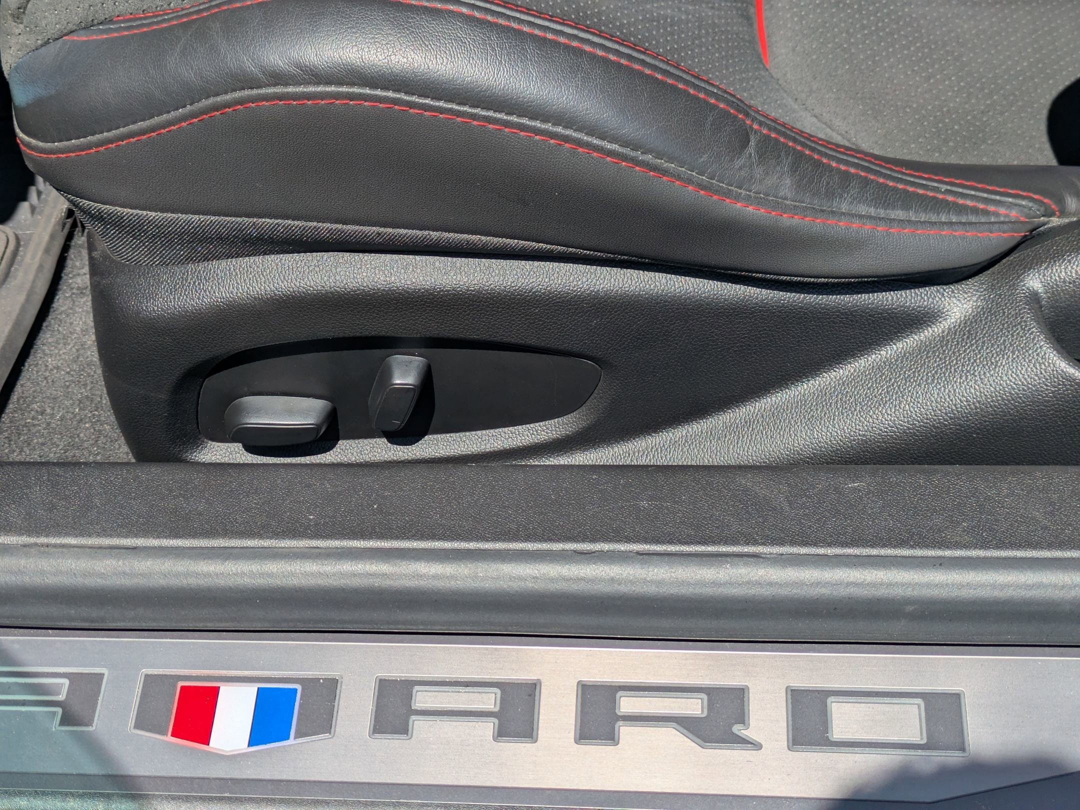 Used 2023 Chevrolet Camaro ZL1 RWD image 14