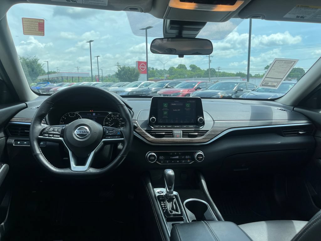 Certified 2021 Nissan Altima 2.5 SL FWD image 12