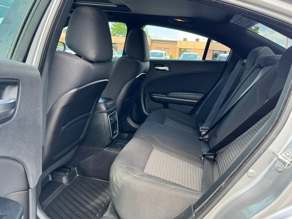 Used 2018 Dodge Charger SXT Plus w/ Navigation & Travel Group RWD image 10