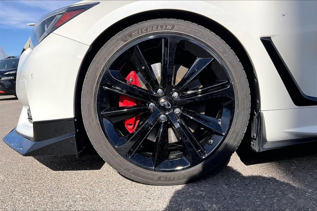 Used 2022 INFINITI Q60 Red Sport 400 w/ Cargo Package RWD image 9