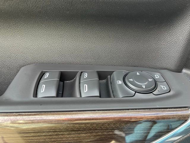 Used 2020 Chevrolet Silverado 1500 LT Trail Boss AWD/4WD image 12
