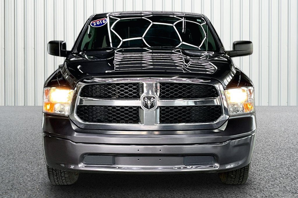 Used 2016 RAM 1500 ST w/ SXT Appearance Group AWD/4WD image 2