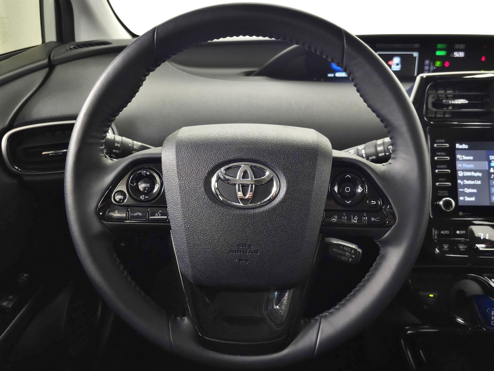 Used 2022 Toyota Prius XLE w/ Advanced Technology Package AWD/4WD image 17