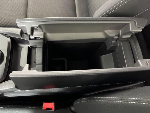 Used 2024 Nissan Rogue SV image 27