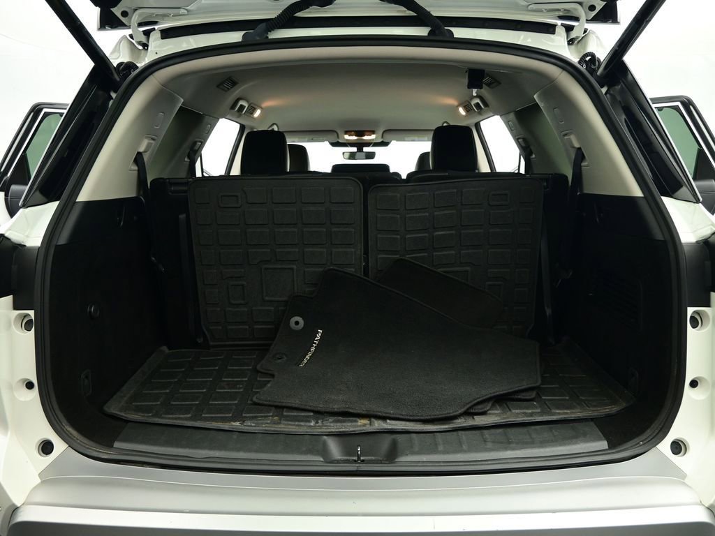 Used 2024 Nissan Pathfinder SL image 70