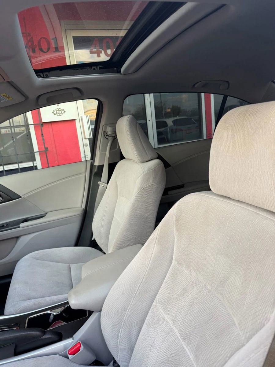 Used 2014 Honda Accord EX image 8