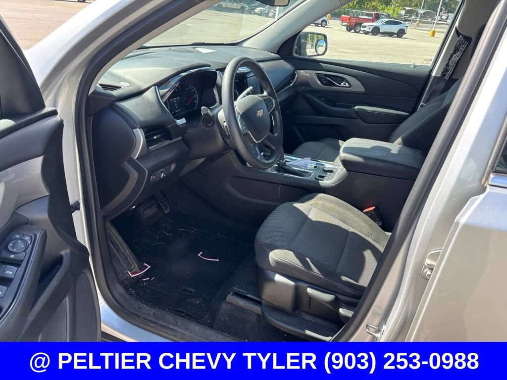 Used 2018 Chevrolet Traverse LS FWD image 10