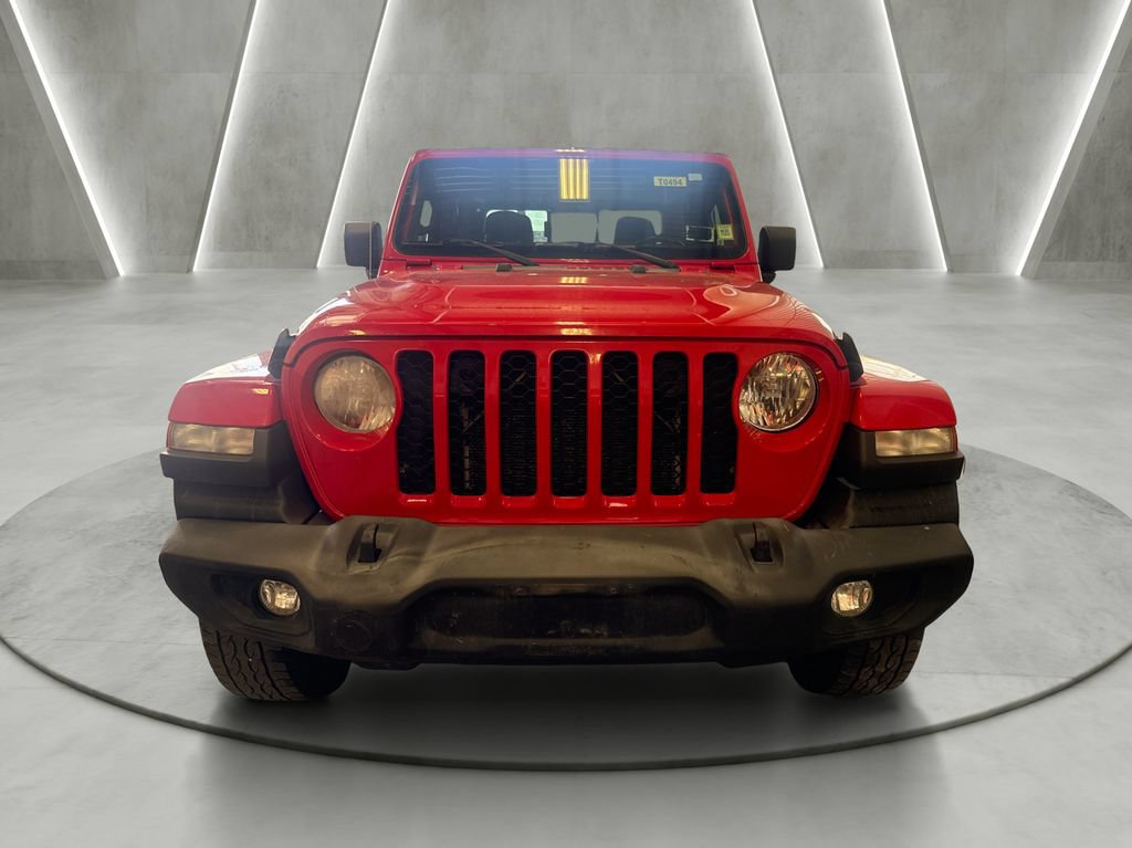 Used 2021 Jeep Gladiator Sport AWD/4WD image 2