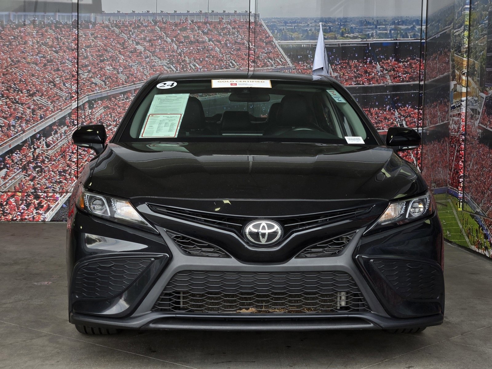 Certified 2024 Toyota Camry SE image 3