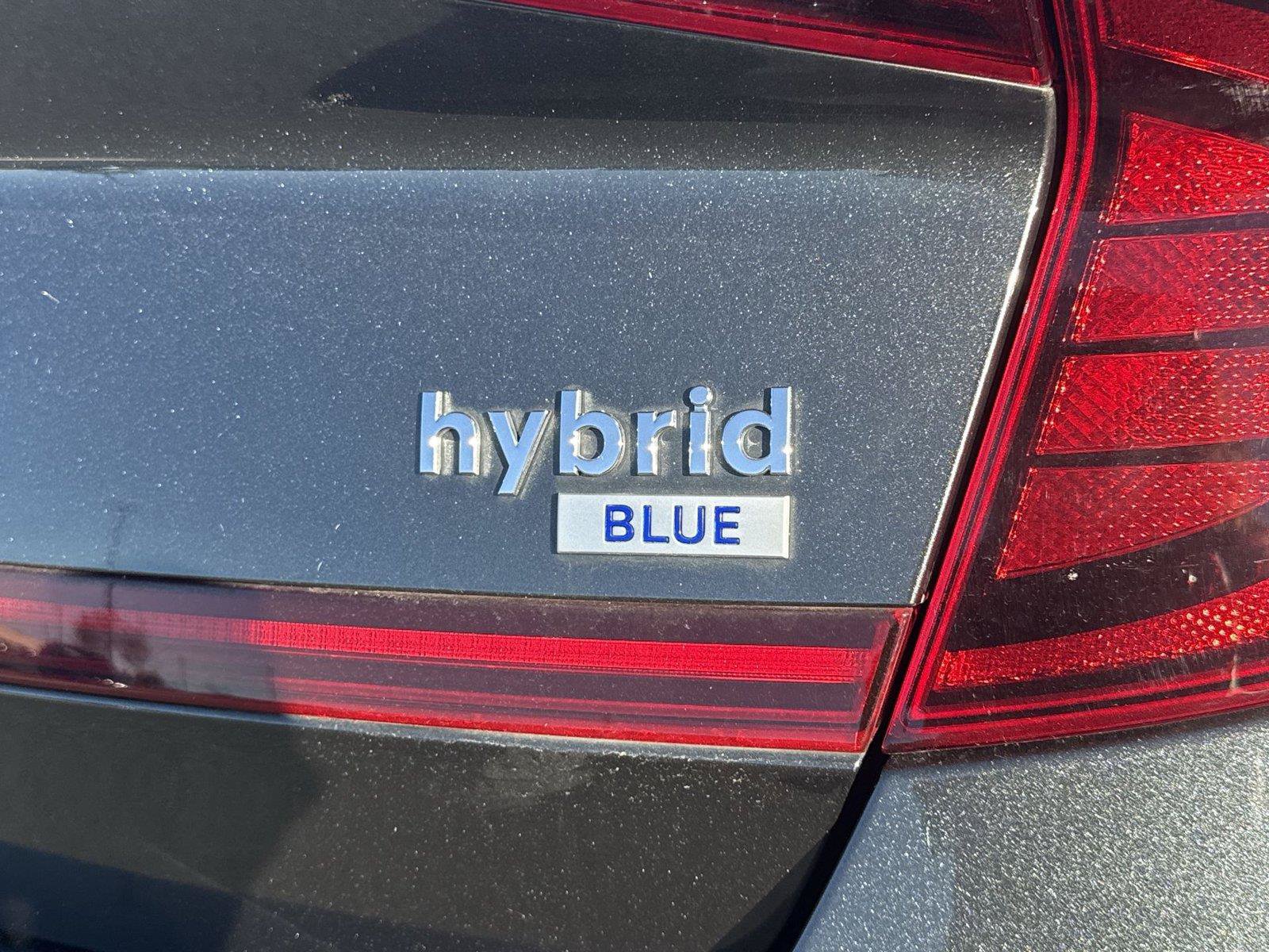 Used 2023 Hyundai Sonata Blue FWD image 18