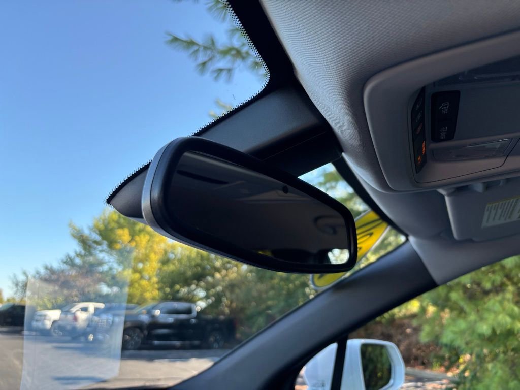 Used 2020 Chevrolet Blazer LT image 34