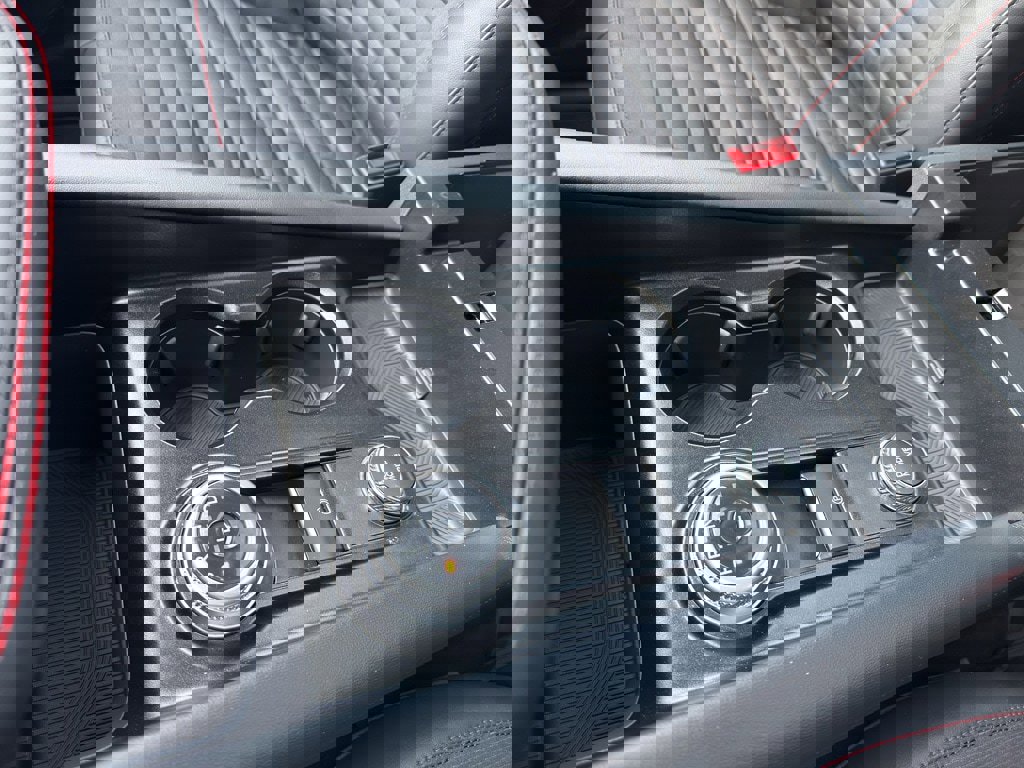 New 2026 Ford Explorer ST-Line w/ ST-Line Street Pack image 29